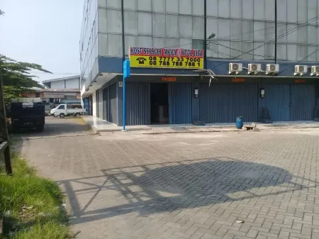 Mama Syariah @ Kutajaya Отели в г. Sindang Jaya