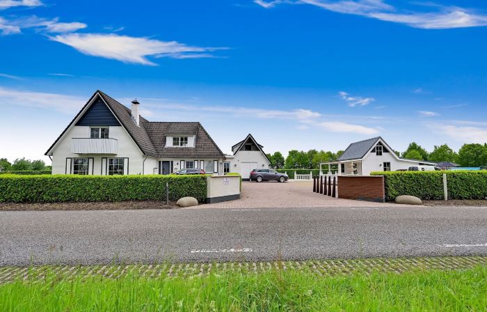 Tasteful Villa in Didam with Garden