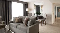 Wedgewood Hotel & Spa - Relais & Chateaux - balcony