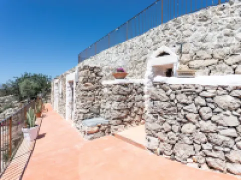 I Trulli di Emma Hotels in Alliste