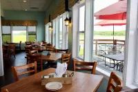Surry Seafood Company Hotels in Surry