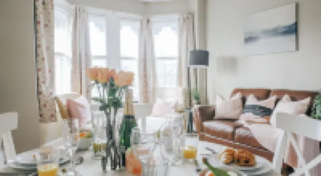 The Loft 2Br Duplex 82 Cathedral Cardiff Parking