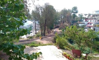 Cozy Solan Apartment with Stunning Views