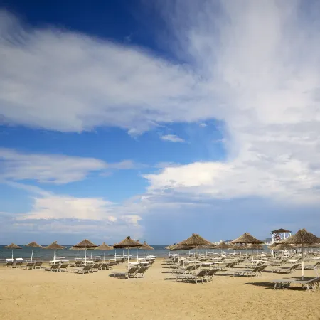 Sol Tropikal Durrës