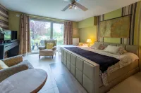 Guesthouse de Witte Merel Deluxe Các khách sạn ở Heusden - Zolder