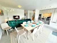 Spacious & Luxurious 5 Bedrooms House - parking