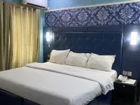 Trinich Suite فنادق في إبادان