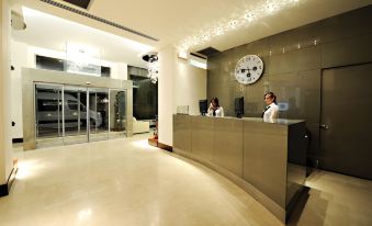 Burcman Hotel