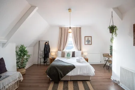 Phénix Central - Huge 3 Bed Apt. Отели рядом с достопримечательностью «Cardiff Bay Barrage»