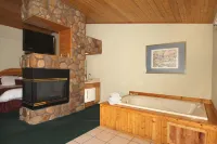 Majestic Mountain Inn - Bathtub
