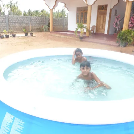 Nilaveli Star View Hotel