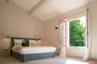 Domaine de Saint Clair Hotels in Gardanne
