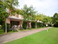 Spacious villa with garden and shared pool