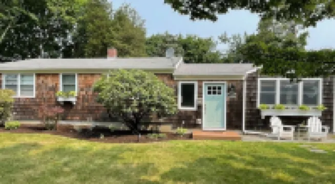 Jamestown Village 3 Bedroom Home Available for Daily/Monthly/Long Term Rentals