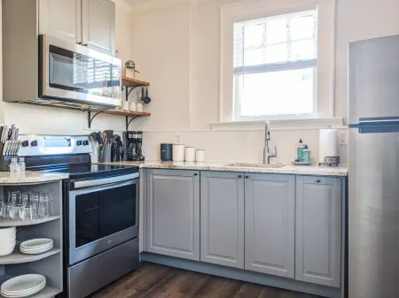 Spacious Living Area and Cozy Outdoor Space - Charming Industrial Retreat