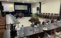 Wise Hotel Tomohon فنادق في Central Tomohon