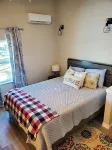 Unit 5 - Sunshine Bungalow 5 miles from Kemah