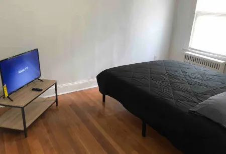 Spacious 2 Bedroom Apartment with 1 Bathroom and Private Street Entrance