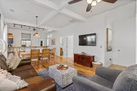 Downtown Location, 5 Min Walk to Train, Great Yard