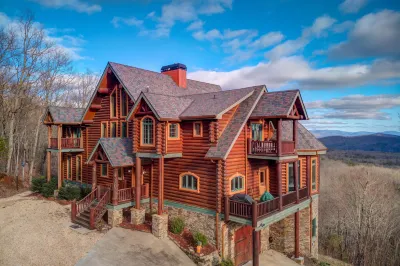 Impressive, Dog-Friendly Cabin w/ Mountain Views, Central AC, & Private Hot Tub