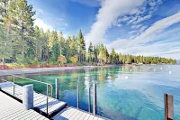 Classic chalet w/hot tub, boat launch & beach access