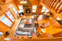 Luxurious Cabin with Scenic Porches and Modern Amenities - Charming Retreat