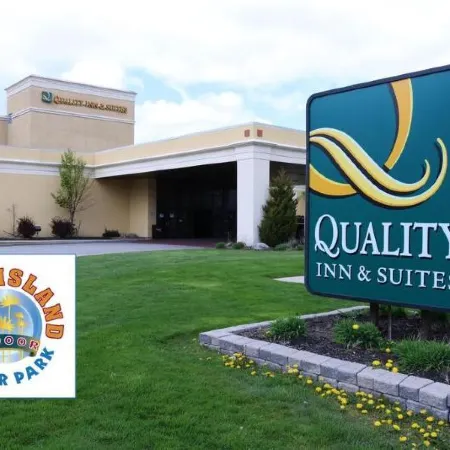 Quality Inn & Suites Palm Island Indoor Waterpark