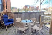 Private Patio and Historic Loft Feel - Charming Foundry Retreat Hotels in Providence