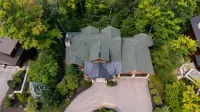 Hot Tub and Elevator - Stunning Mountain Sanctuary Hotels in Lincoln