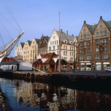 Bergen Hostel Montana Отели в г. Берген