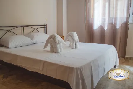 Family Central in Kalamata