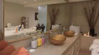 Akron Seascape Resort - Spa