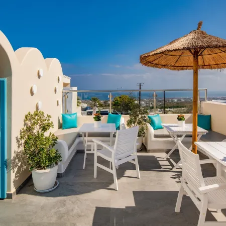Alizea Villas & Suites