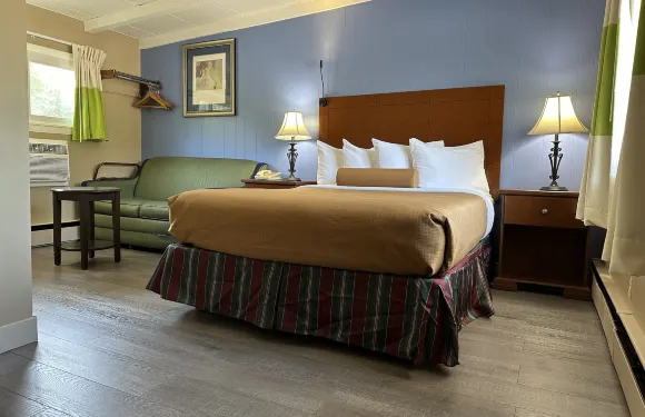 克萊蒙特汽車旅館