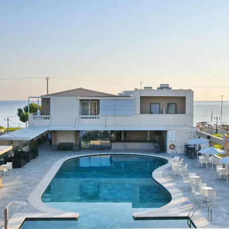 Castro Beach Hotel