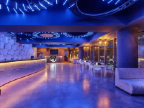 Sheraton Grand Bangalore Hotel at Brigade Gateway Hotels in Bengaluru