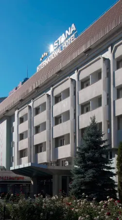 Международная Гостиница Астана Отели рядом с достопримечательностью «Никольский Собор»