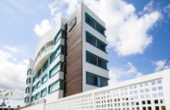 Azure Lofts & Pool - parcheggio
