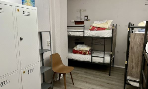 Hostel the Golden Stork