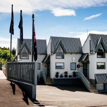 Aria on Bank Dunedin Hotels near OtagoGold Course