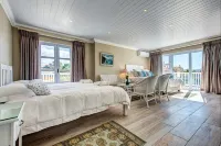 Marine Manor Hotels in Dana Bay