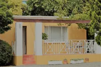 The Lighthouse Guesthouse Hotéis em 