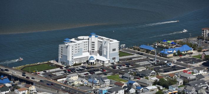 Cambria Hotel Ocean City - Bayfront Hoteles en Condado de Worcester