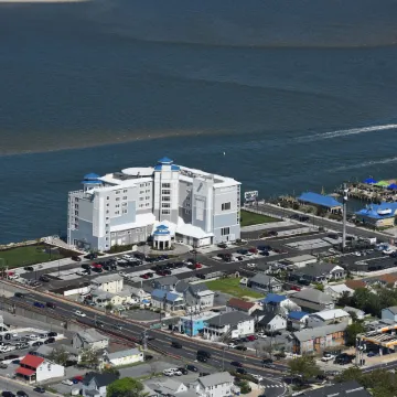 Cambria Hotel Ocean City - Bayfront