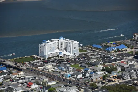 Cambria Hotel Ocean City - Bayfront