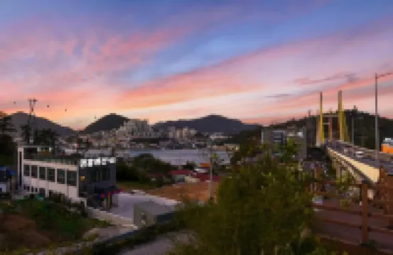 Yeosu Chunghong Pension