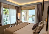Dionis Boutique Hotel & Spa Hôtels à proximité de : La Casa Del Cable Espai D'art