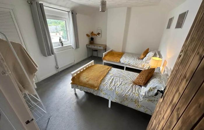 2 Bed-Sleeps 4-Sea View-Pet Friendly-Parking