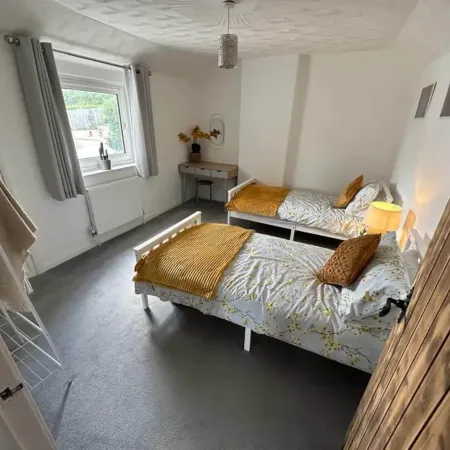 2 Bed-Sleeps 4-Sea View-Pet Friendly-Parking