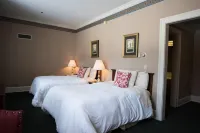 The Bertram Inn at Glenmoor Hotels in Jackson Township